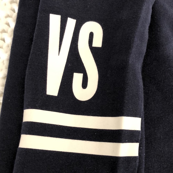 Victoria’s Secret graphic leggings navy - Picture 4 of 5